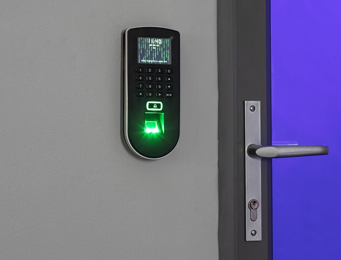 Contrôle d'Accès & Sécurité