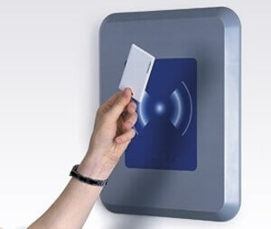 Réalisation Contrôle d'Accès & Sécurité